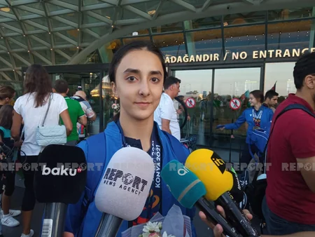 İslamiadada iştirak etmiş Azərbaycan idmançılarının bir qismi Vətənə qayıdıb