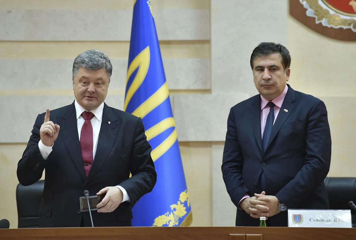 ​Распространена видеозапись ссоры главы МВД Украины и Михаила Саакашвили - ВИДЕО