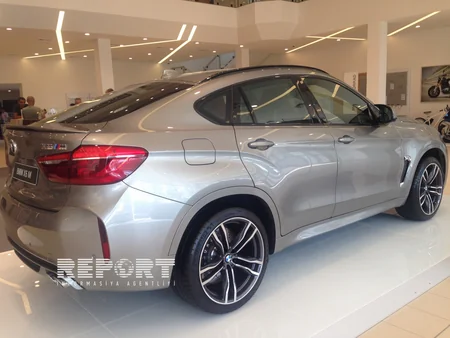 “BMW”nin yeni avtosalonu və iki yeni modeli təqdim olunub