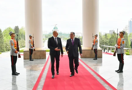 Official welcome ceremony held for President Ilham Aliyev in Dushanbe