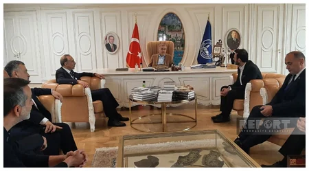 YAP nümayəndə heyəti İstanbulda Üsküdar bələdiyyəsində olub 