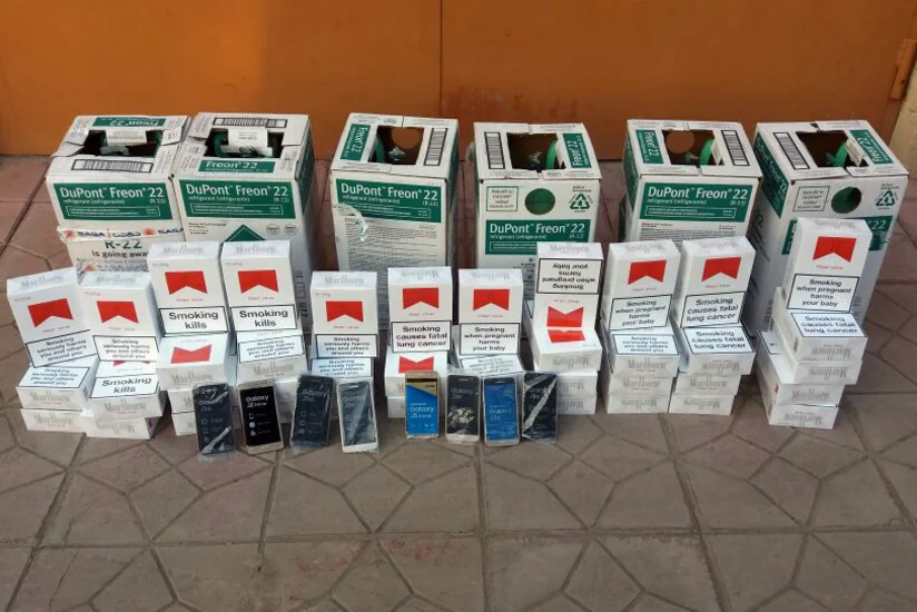 Gömrükçülər külli miqdarda siqaret, mobil telefonlar və qaz balonları aşkar edib