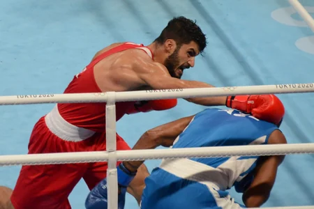 Tokio-2020: Azərbaycan boksçusu yarımfinala yüksəlib