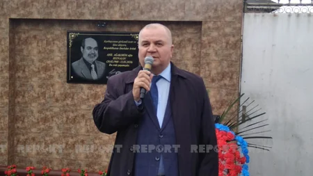 Lənkəranda Əməkdar artistin xatirə lövhəsi açılıb