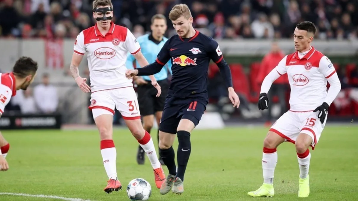 Бундеслига: Лейпциг поднялся на первое место