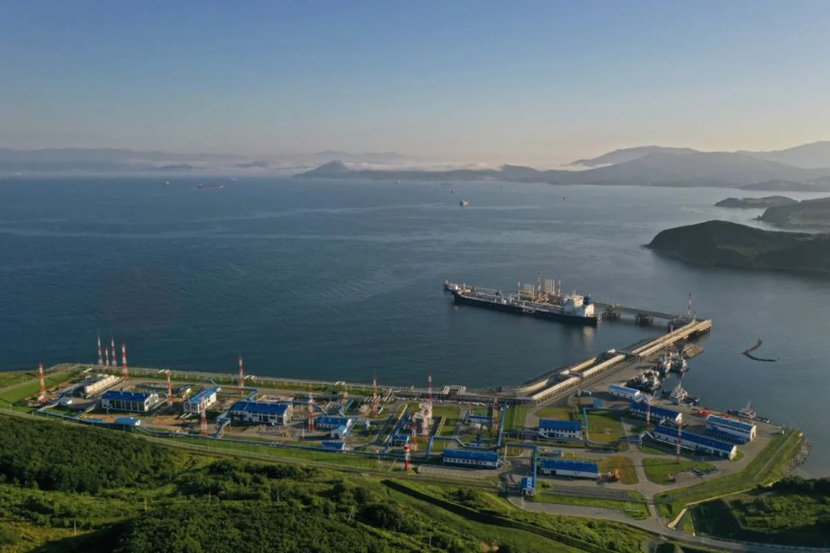WSJ: Страны G7 одобрят план по установлению предела цены на нефть из РФ