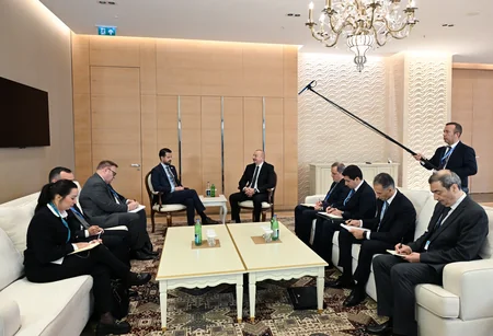İlham Əliyev Monteneqronun Prezidenti ilə görüşüb - YENİLƏNİB