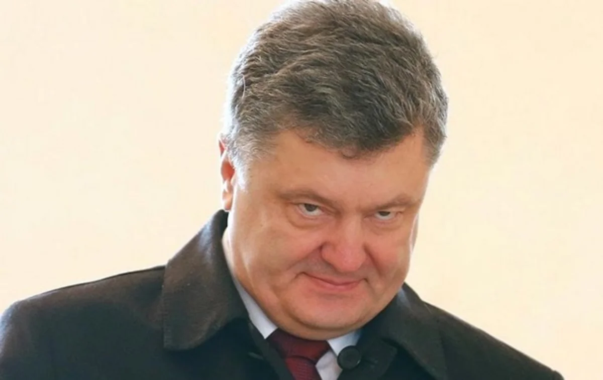 Poroşenko: “Qubernatorların şəxsi ordusu olmayacaq”