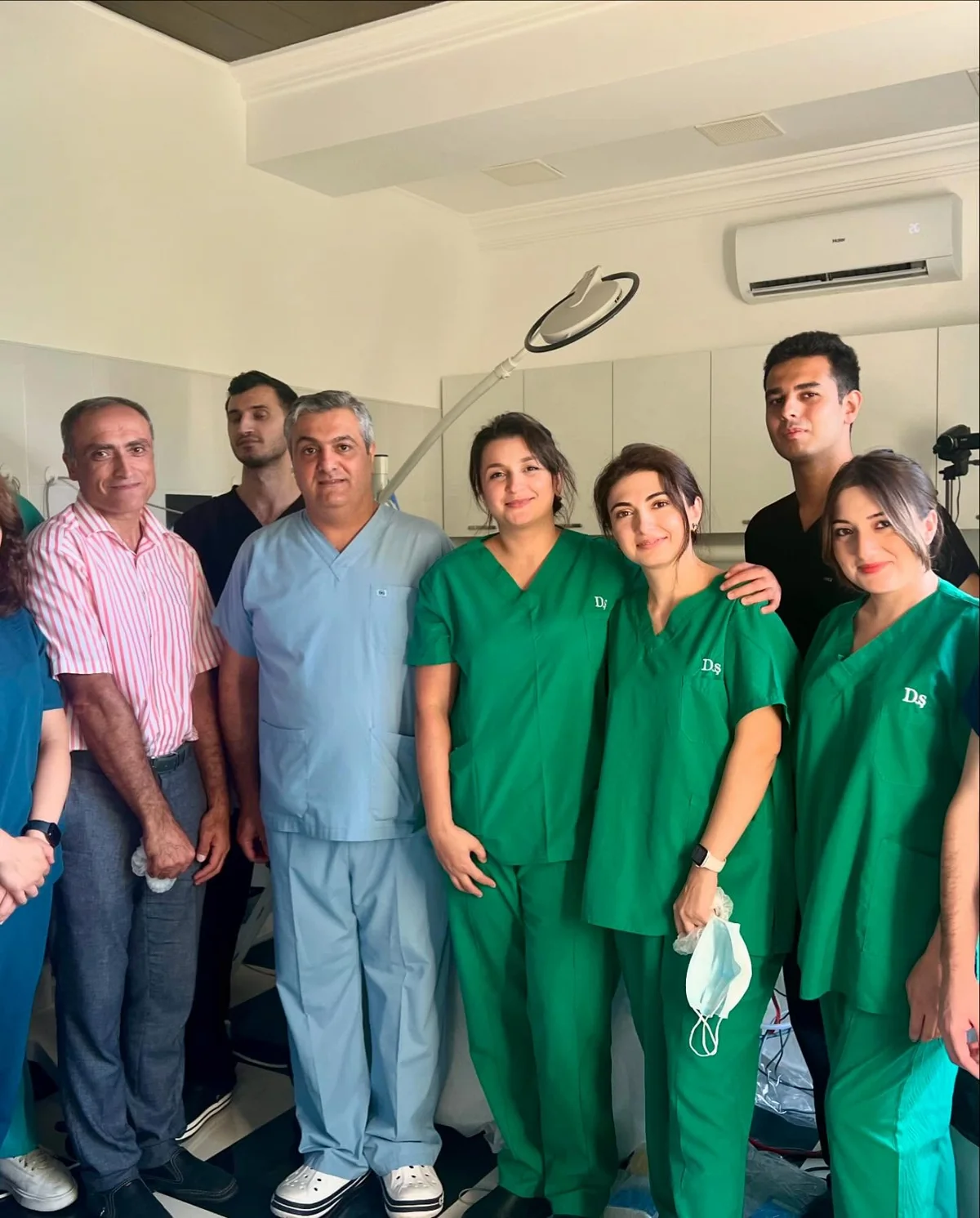 Azərbaycanda ilk dəfə donuz modelində Laparoskopik kurs keçirilib