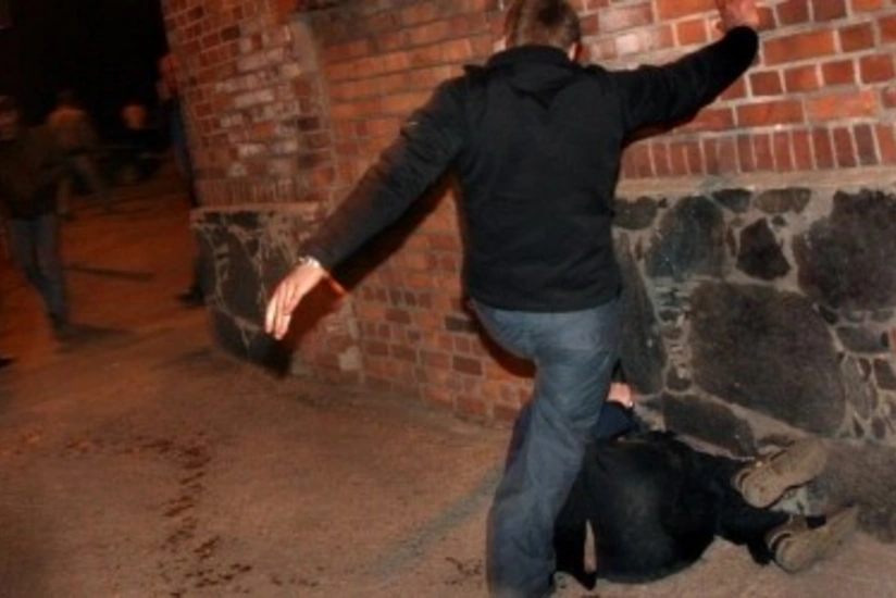 Bakıda avtobus sürücüsü sərnişini döyüb