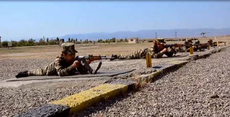 Naxçıvan ordusundakı xüsusitəyinatlı qadınlar - FOTO