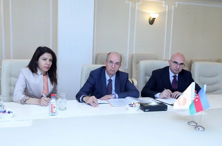 Səlim Müslümov BMT-nin Əhali Fondunun regional direktoru ilə görüşüb