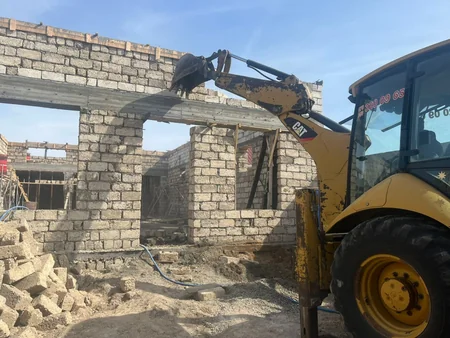 В поселке Бузовна снесена незаконная постройка