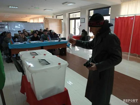 Parliamentary elections: 94-year-old citizen voted - PHOTO