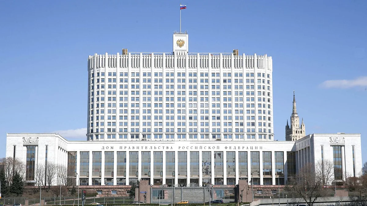 В Доме правительства РФ возобновят масочный режим