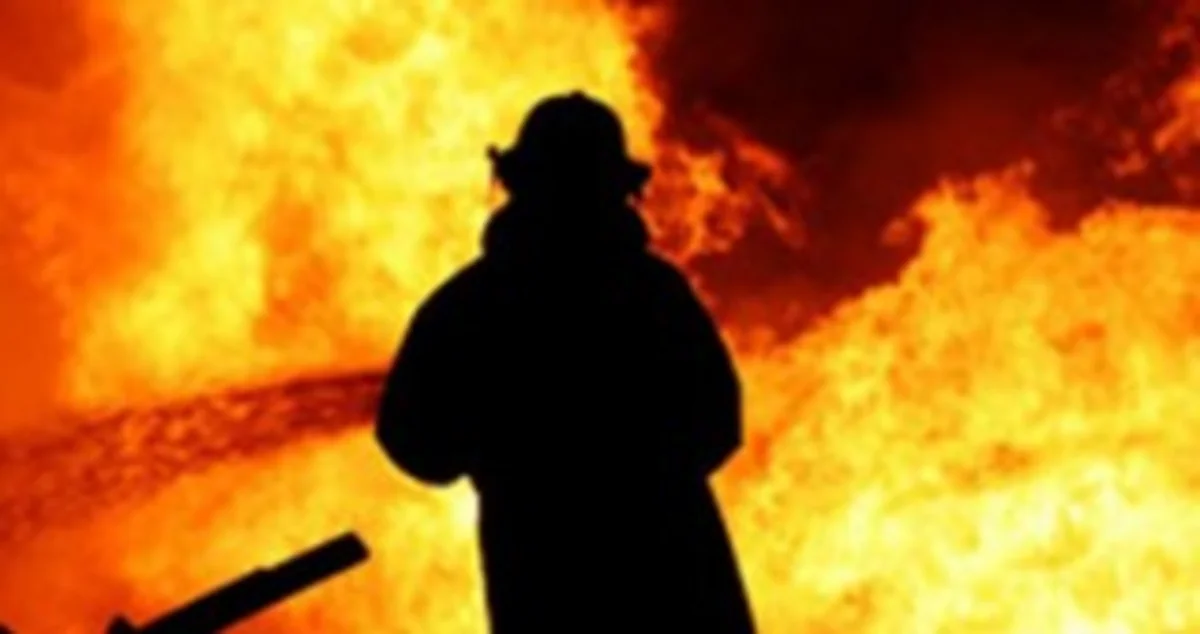 Balakəndə qaraj və avtomobil yanıb