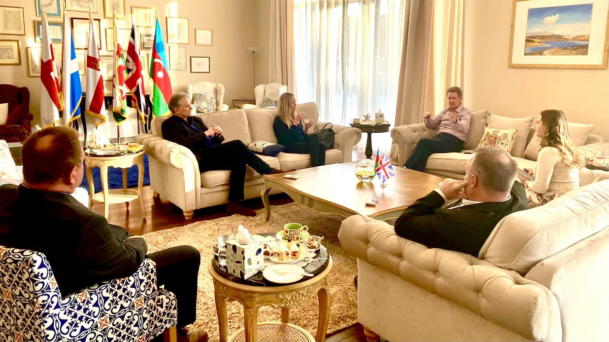 Səfir: Böyük Britaniya minalarla mübarizədə təcrübəsini Azərbaycanla bölüşür