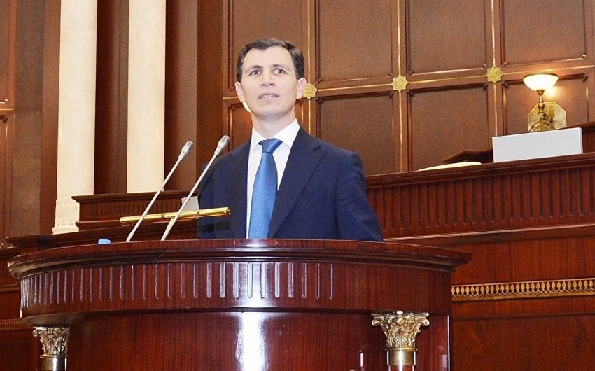 Millət vəkili: “Azərenerji” daha nə qədər dövlətin çiynində yük olaraq qalmağa davam edəcək?!”