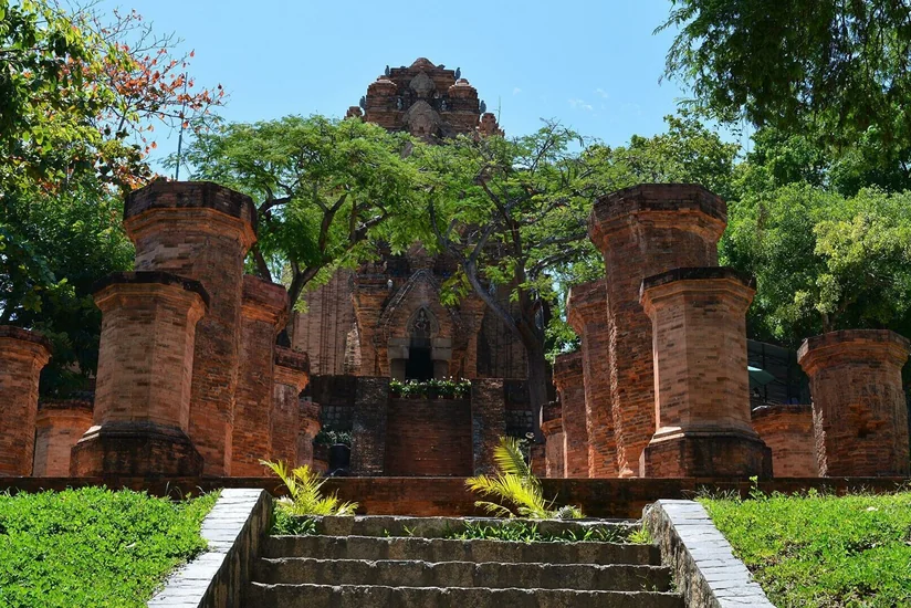 Вьетнам открыл границы для невакцинированных туристов