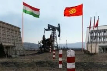 Qırğız və Tacikistan prezidentləri görüşüb