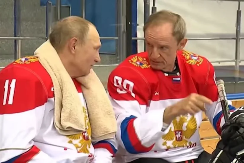 Путин провел хоккейную тренировку в Сочи - ВИДЕО