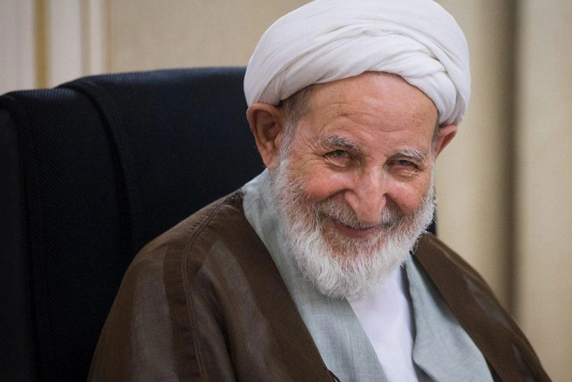 İranın tanınmış din xadimi vəfat edib