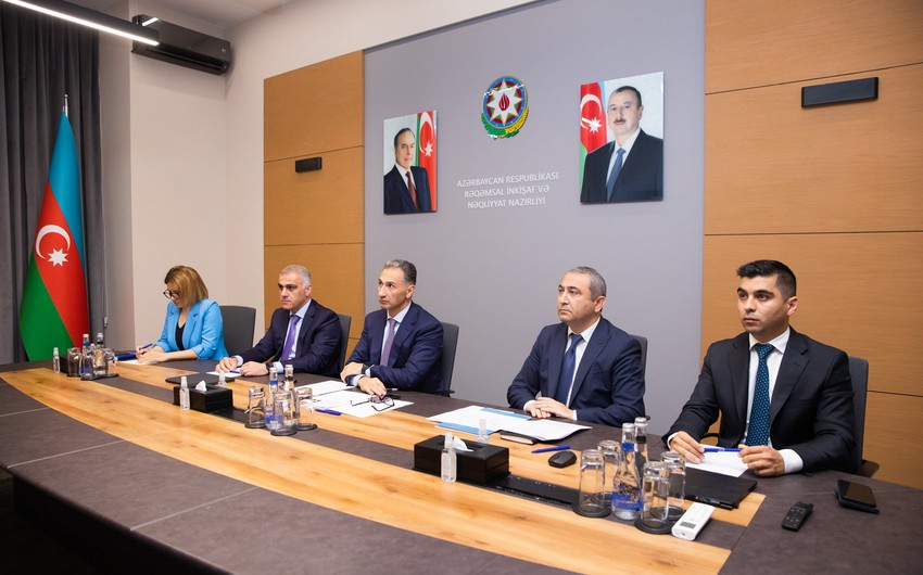 Nazir Bolt şirkətinin prezidenti ilə Bakının taksi bazarında mövcud problemləri müzakirə edib