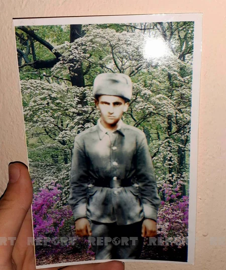 Fərruxda itkin düşən əsgərin anası: Gözlərim hələ də qapıdadır
