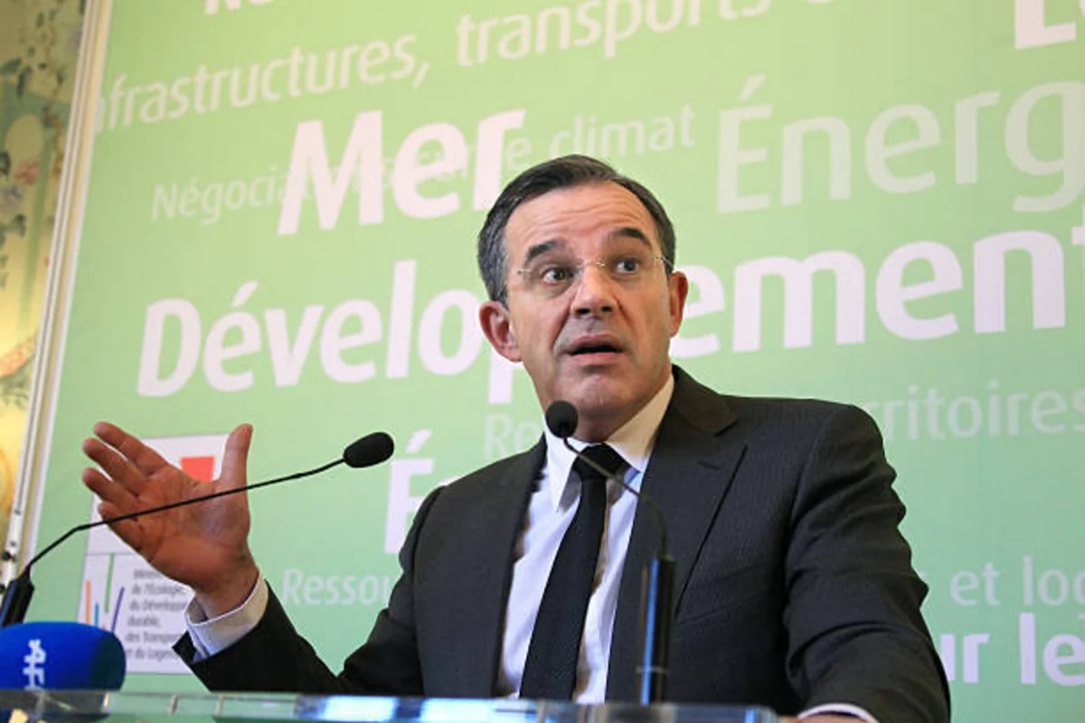 French politician: US overrides EU's will on number of international issues