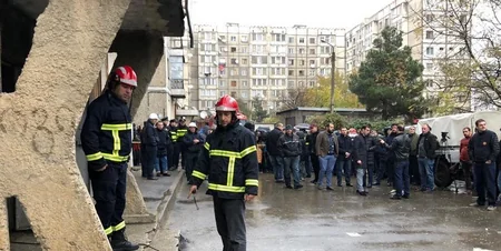 Tbilisidə yaşayış binasında baş verən partlayışda azərbaycanlı ailənin üzvləri xəsarət alıb - VİDEO
