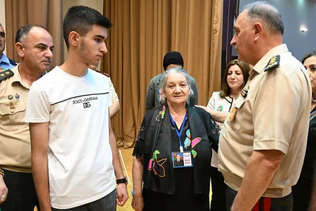 Təlim və Tədris Mərkəzində Silahlı Qüvvələr Günü münasibətilə təntənəli mərasim keçirilib