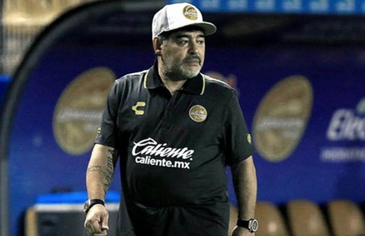 Dieqo Maradona səhhəti ilə bağlı açıqlama verib
