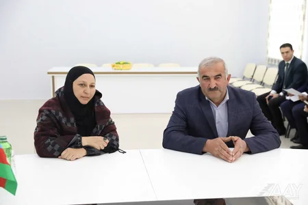 Saleh Məmmədov Naftalan, Goranboy və Xocalı sakinlərini qəbul edib