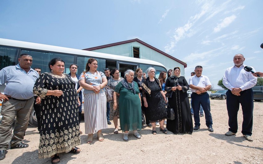 Zəngilanın Ağalı kənd sakinləri “Ağıllı kənd”də aparılan işlərlə tanış olub