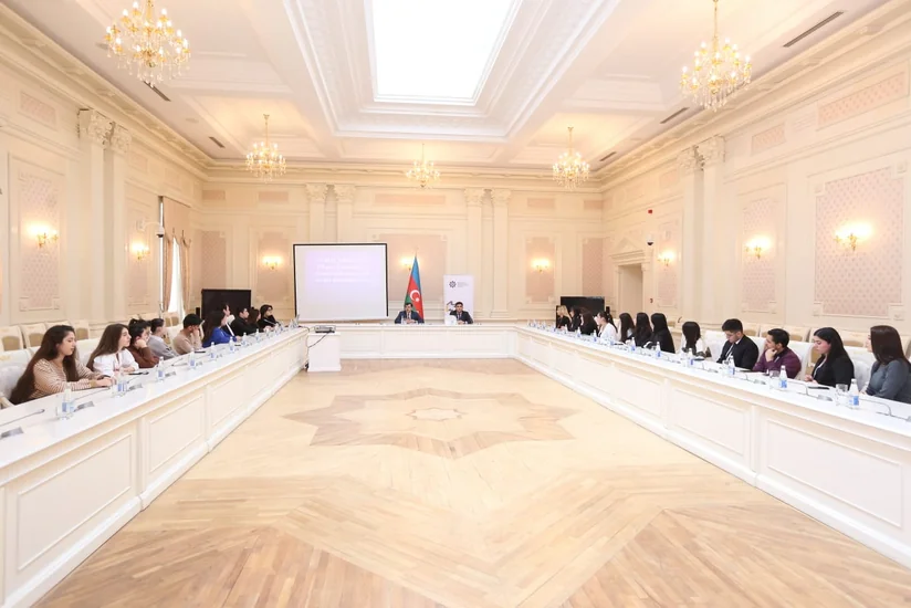 Ali Məhkəmə və MEDİA tələbələr üçün seminar keçirib