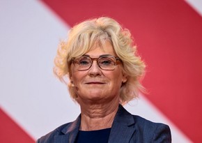 Christine Lambrecht becomes German defense minister