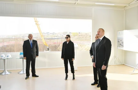 Prezident İlham Əliyev və birinci xanım Mehriban Əliyeva MİDA-nın Yasamal yaşayış kompleksinin açılışında iştirak ediblər - YENİLƏNİB
