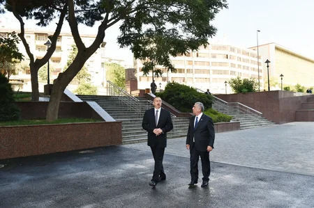 Prezident İlham Əliyev paytaxtın keçmiş “Sovetski” ərazisində yeni yolların açılışında iştirak edib - YENİLƏNİB