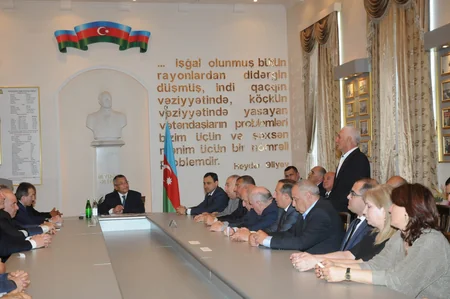 Dövlət Komitəsi Şuşanın işğalının 27-ci ildönümü ilə bağlı anım tədbiri keçirib