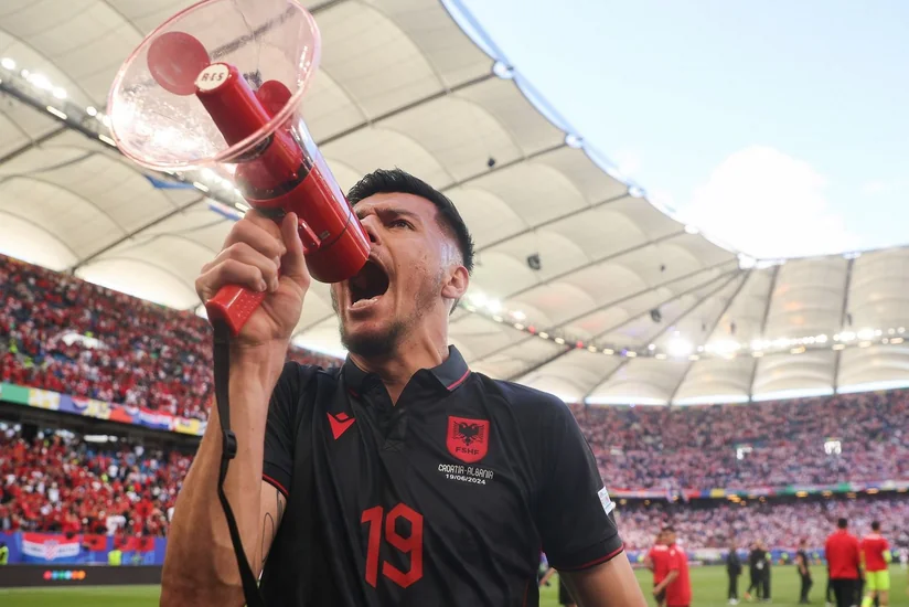 Albaniya millisinin hücumçusu Avropa çempionatından uzaqlaşdırıla bilər