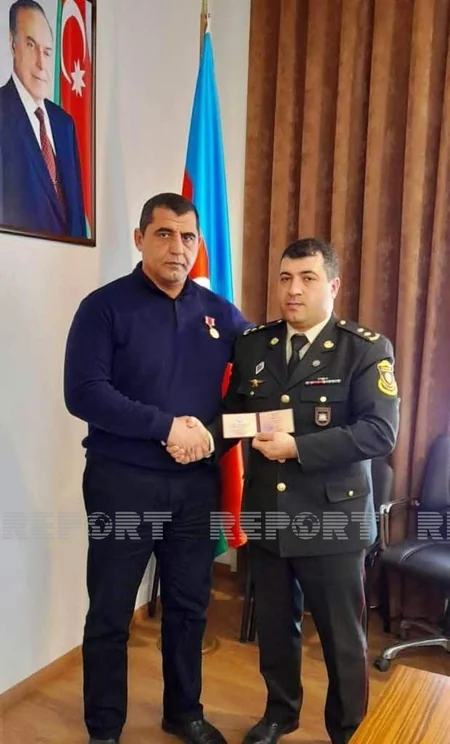 Biləsuvarda şəhidlərin medalları ailələrinə təqdim edilib 