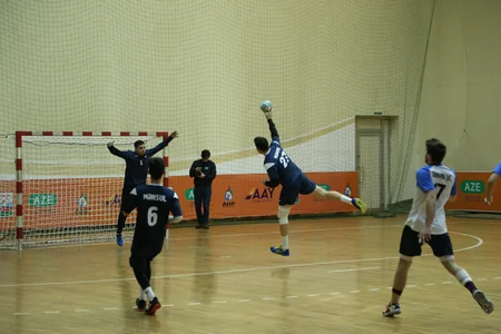 Həndbol üzrə Azərbaycan çempionatlarında növbəti oyunlar keçirilib