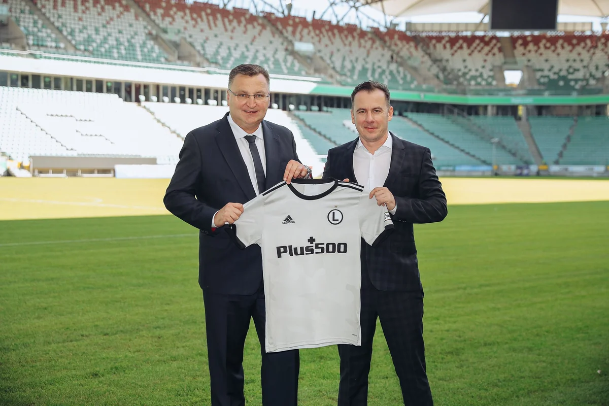 Qarabağın potensial rəqibinin baş məşqçisi dəyişdi