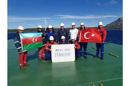 Azərbaycanın xarici sularda üzən dənizçiləri Türkiyəyə dəstək nümayiş etdiriblər