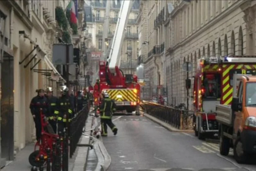 В результате пожара в Париже один человек погиб, восемь пострадали