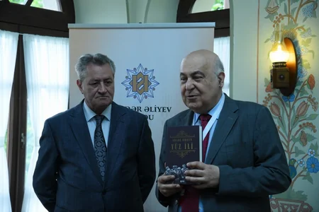 Şuşada Heydər Əliyevə həsr olunmuş “Əbədi ömrün 100 ili” kitabının təqdimatı və elmi konfrans keçirilib