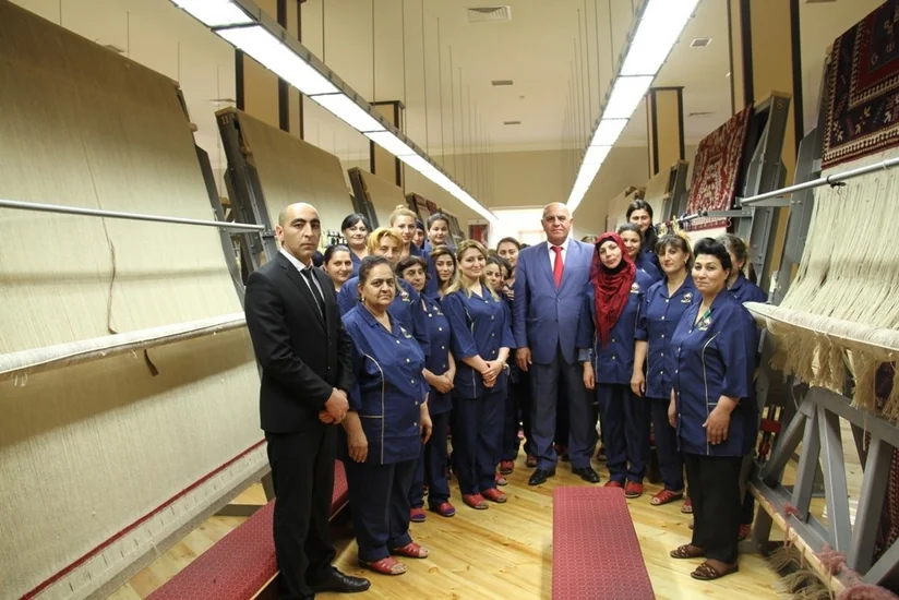 Azərbaycan Xalq Cümhuriyyətinin 100 illik yubileyi münasibətilə yeni xalçalar kəsilib