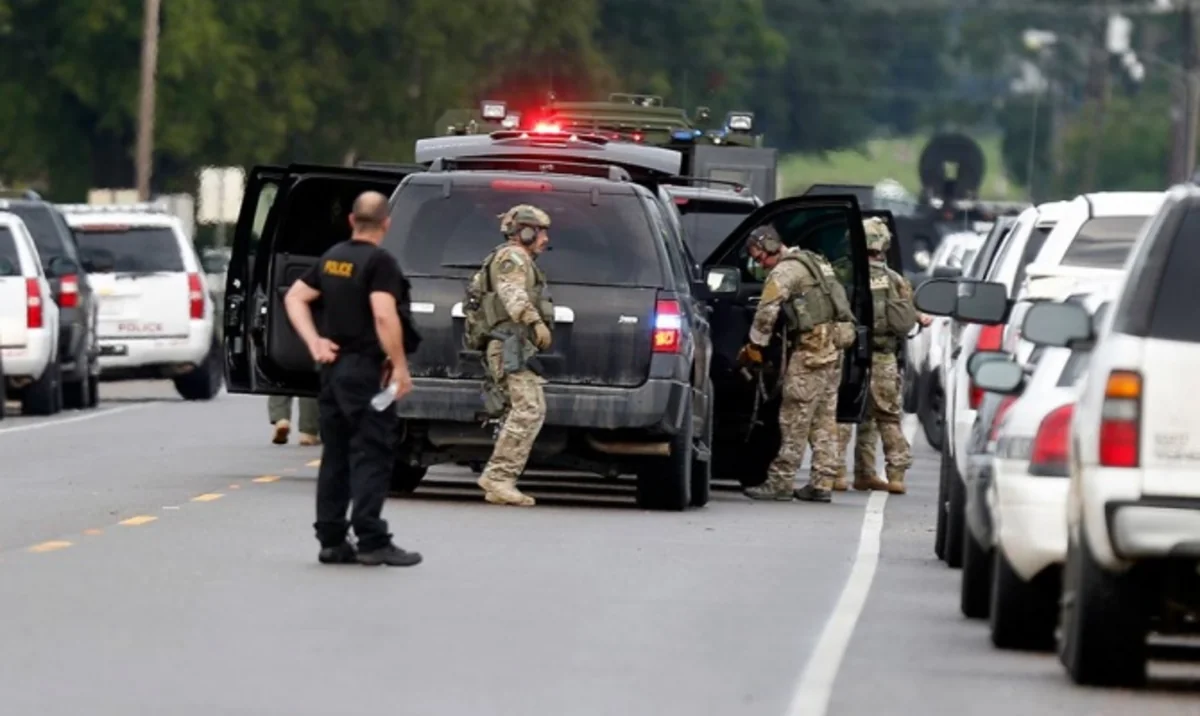 Shooting leave 1 dead, 7 hurt in Kansas City, U.S.