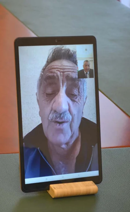 Dövlət Komitəsinin sədri məcburi köçkünlərin şikayətlərini dinləyib