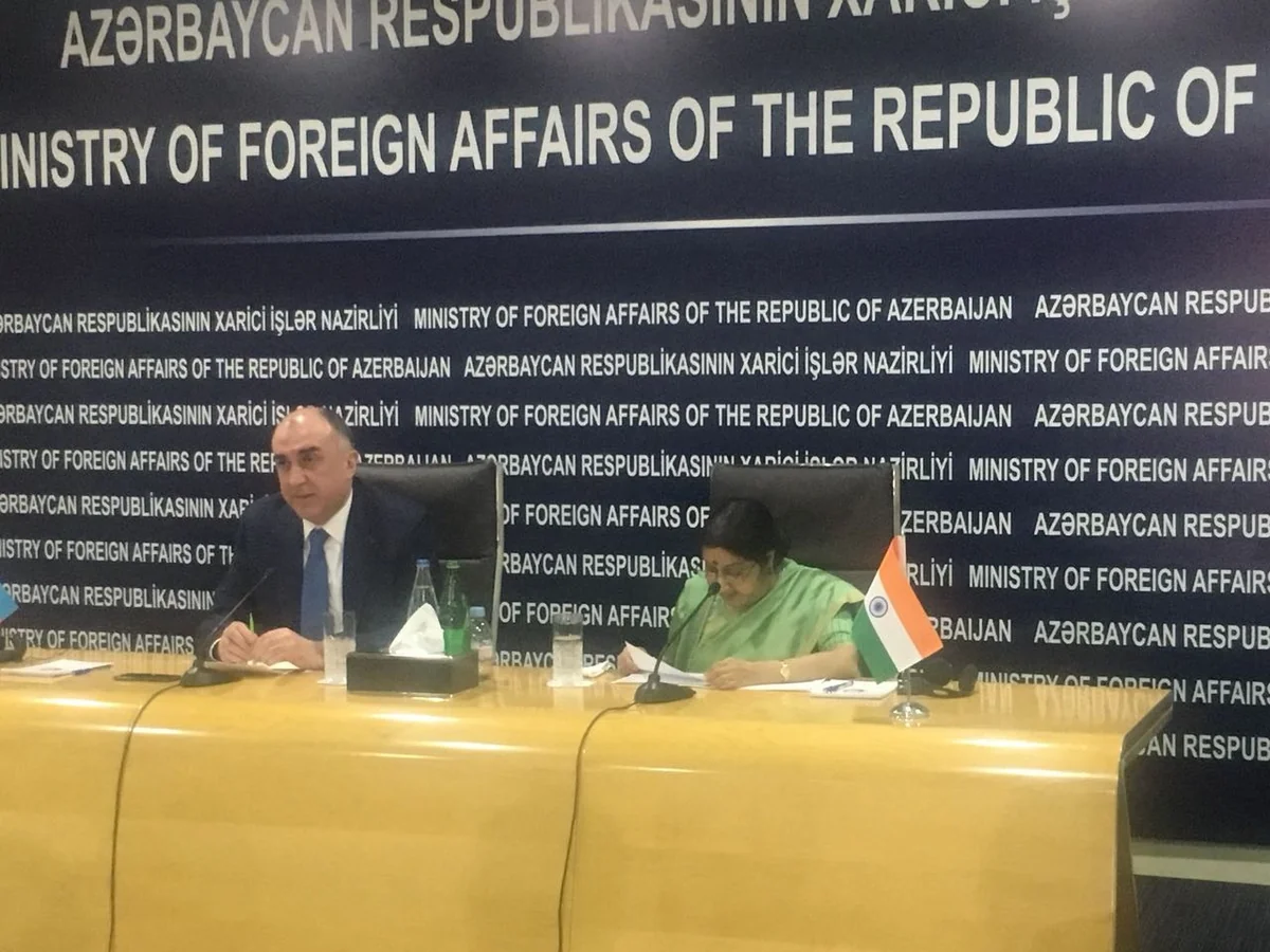 Elmar Mammadyarov meets with Indian foreign minister
